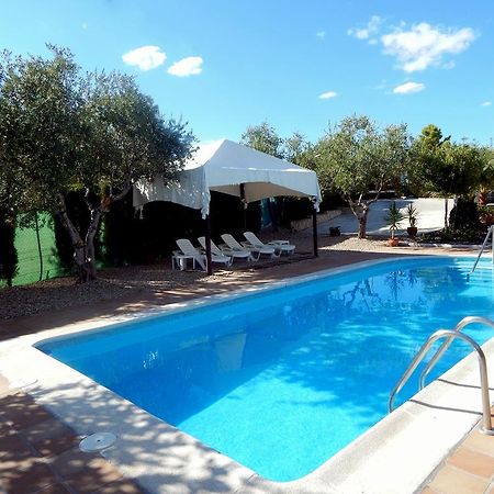 Villa Maria - Pista De Padel Y Piscina Baena Exterior foto