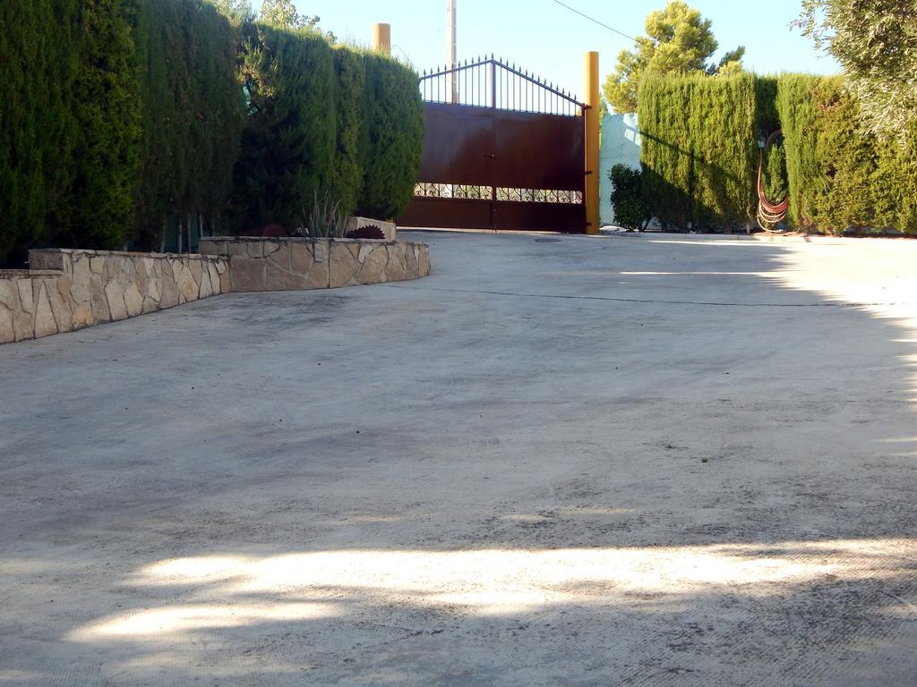 Villa Maria - Pista De Padel Y Piscina Baena Exterior foto