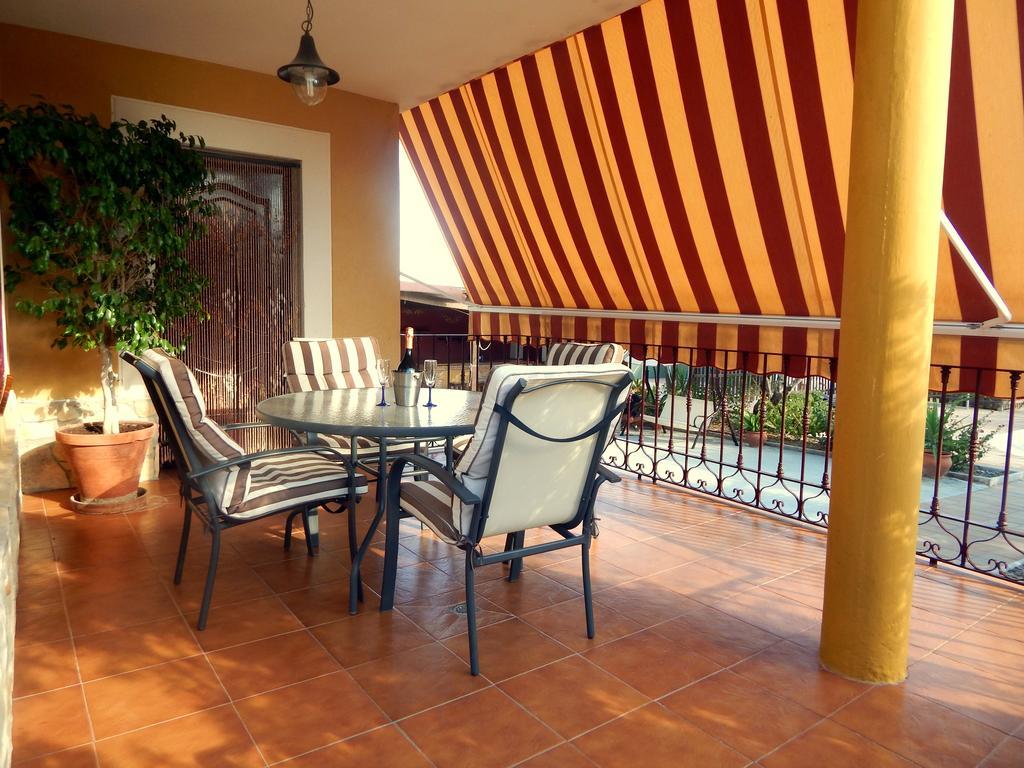 Villa Maria - Pista De Padel Y Piscina Baena Zimmer foto