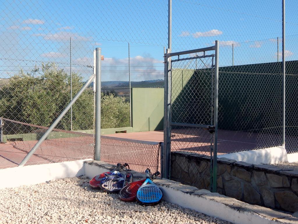 Villa Maria - Pista De Padel Y Piscina Baena Exterior foto